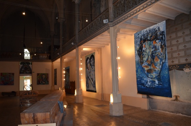Exposition Isafara dans une chapelle de Troyes en 2016 — photographie 1